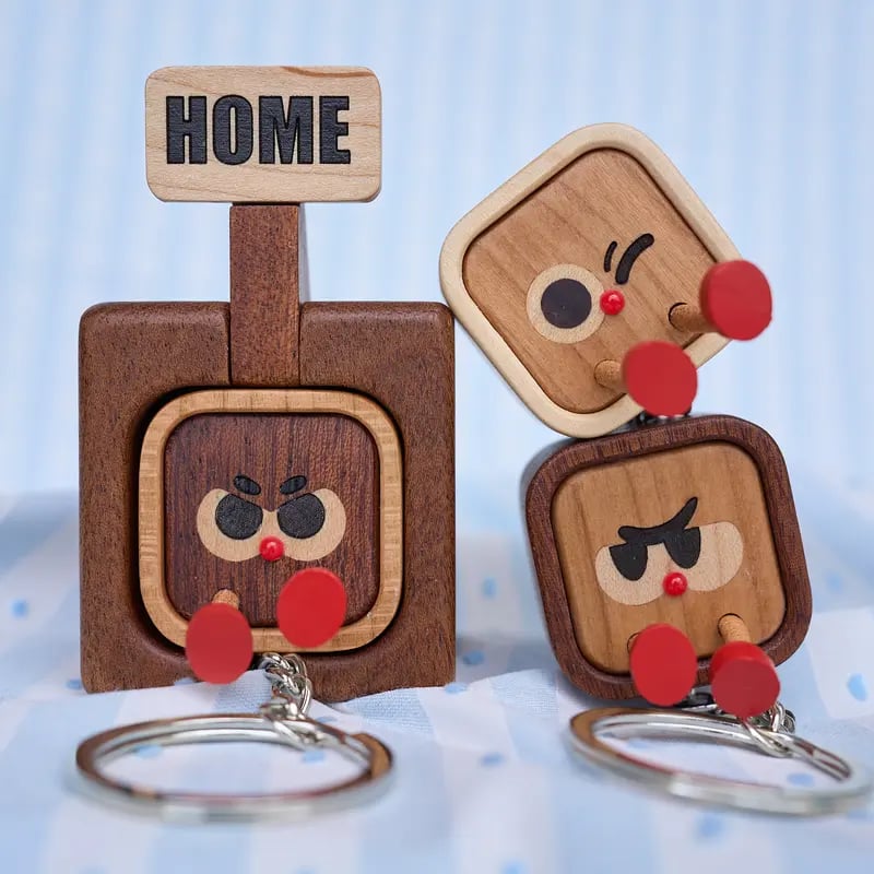 Creative Wooden Key Hooks with Funny Facial Expressions 