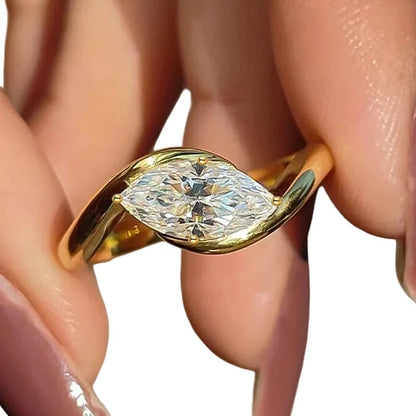 💞 Radiant Marquise Ring – Elegant ✨