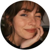 Amelia Carter, Kitchen & Lifestyle Expert