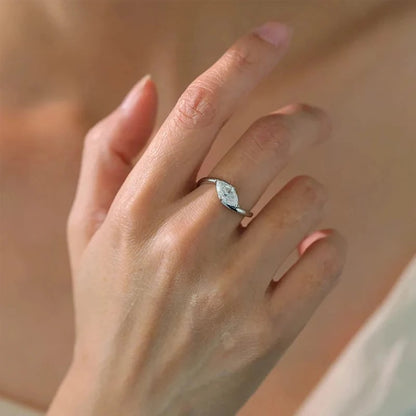 💞 Radiant Marquise Ring – Elegant ✨