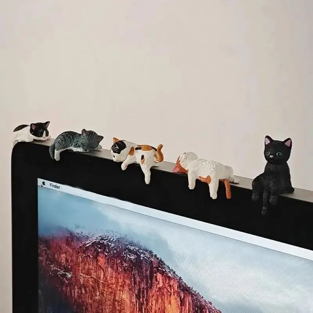 Hand-Painted Mini Cat Desk Figurines - Set of 5 Cute Cartoon Kitty Com