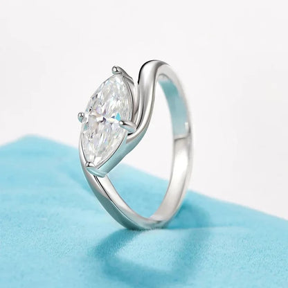 💞 Radiant Marquise Ring – Elegant ✨