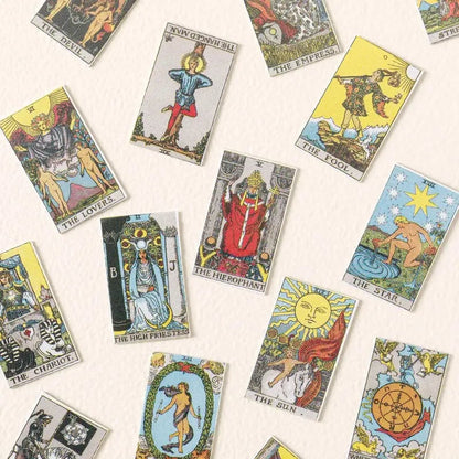 🔥LAST DAY 49% OFF - 📿Tiny Tarot Deck Necklace with Cards