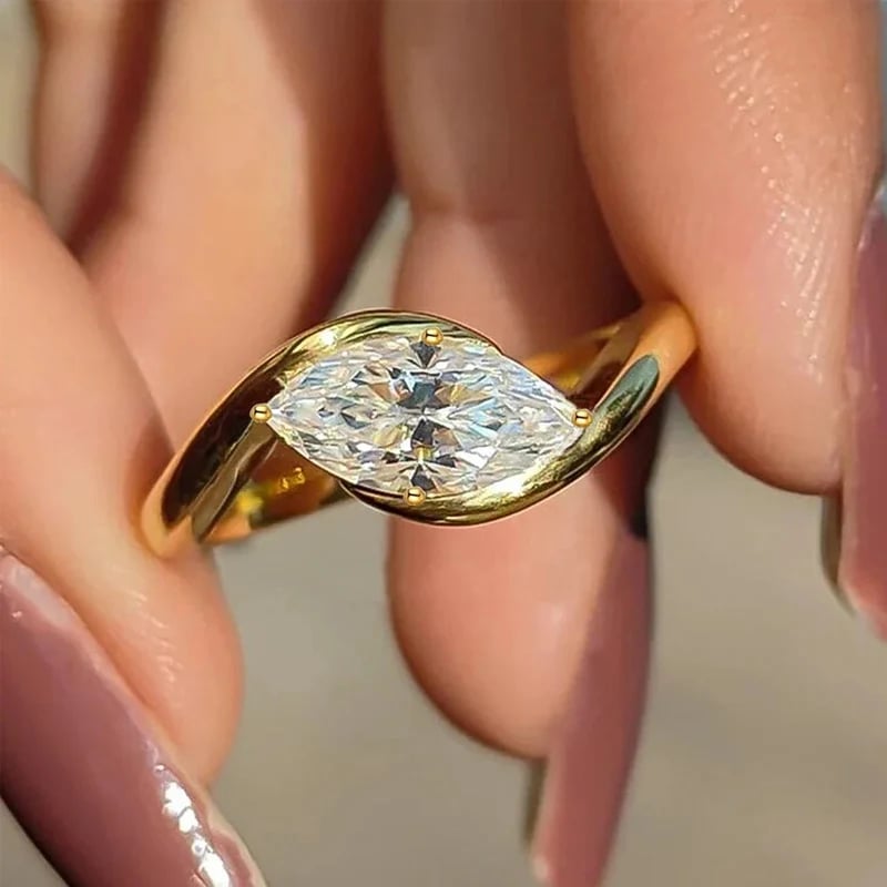 💞 Radiant Marquise Ring – Elegant ✨