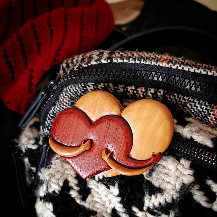 🌲 A Hug From My Heart For You (Handmade Wood Carvings)
