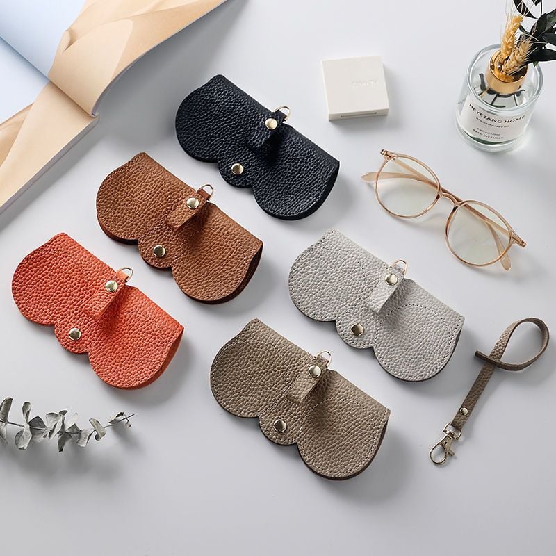✨Soft PU Leather Sunglasses Bag👓️