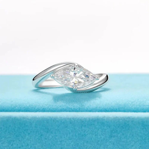 💞 Radiant Marquise Ring – Elegant ✨