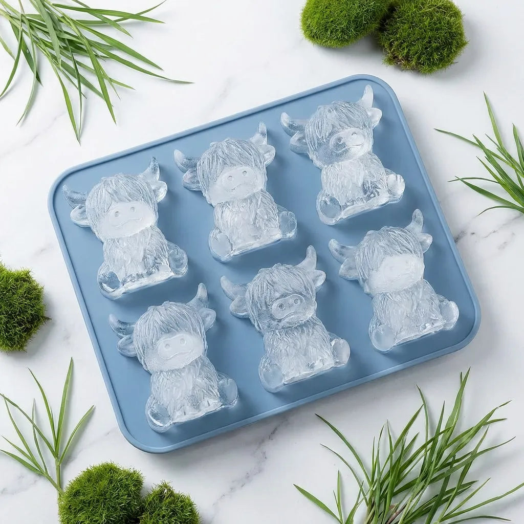🐮 Mini Highland Cow Ice Cube & Dessert Mold 🧊🍪(2 PCS)